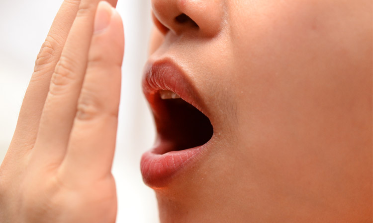 Home-Remedies-for-Bad-Breath