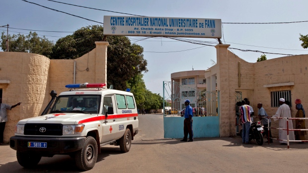 Equipment needed to contain Ebola in Senegal; WHO calls case 'top priority'